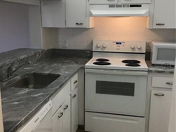 3rd image of 5214 Via Hacienda Cir #A206