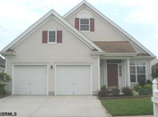 3 Pierce Rd, Egg Harbor Township, NJ 08234