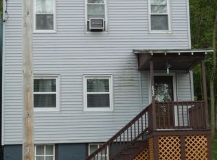 832 6th St, Rensselaer, NY 12144