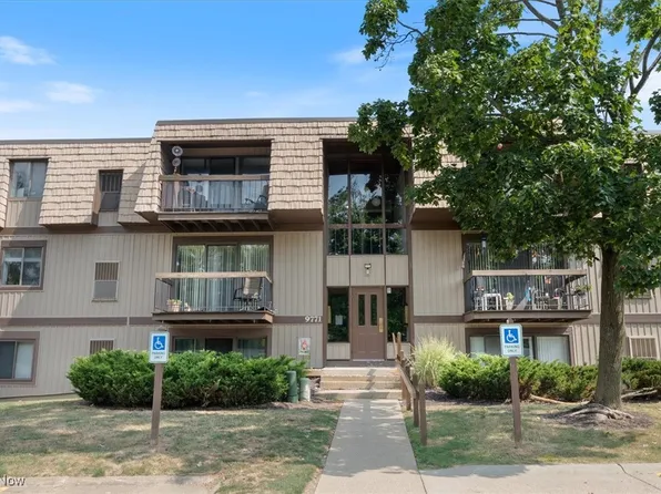 9771 Sunrise Blvd Unit N8, North Royalton, OH 44133