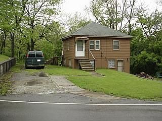 2nd image of 453 S Gebhart Church Rd