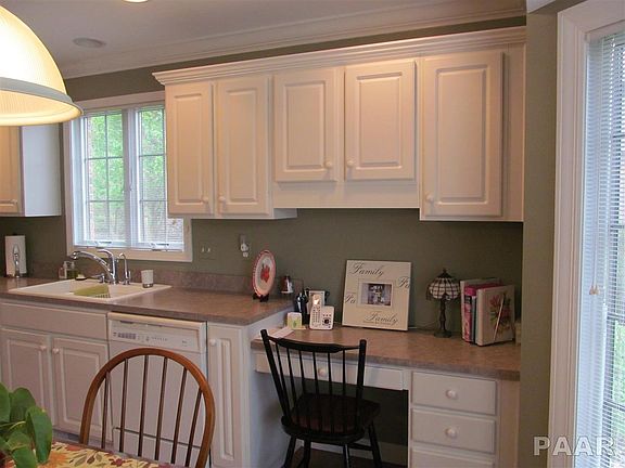 3rd image of 10403 N Pheasant Ln