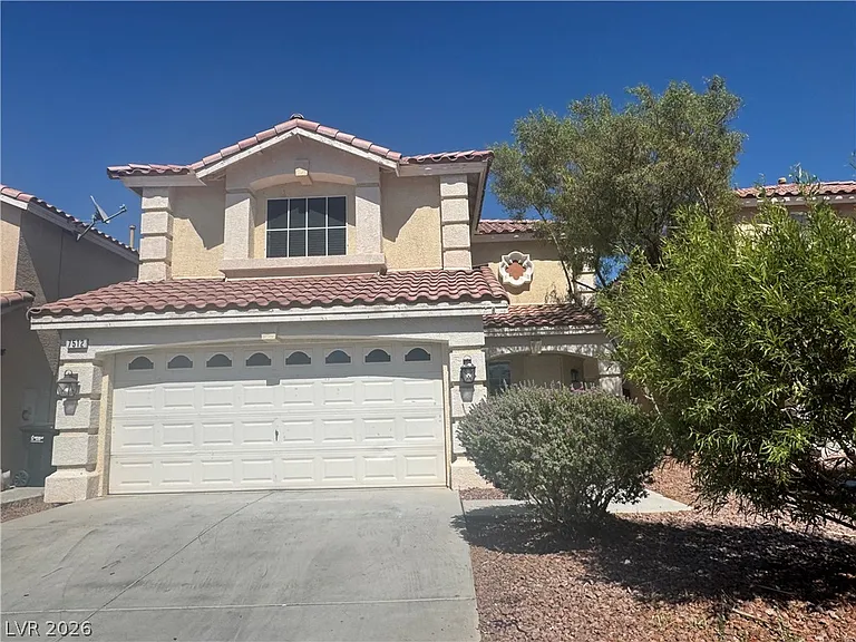 7512 Jacaranda Leaf St — Photo 2