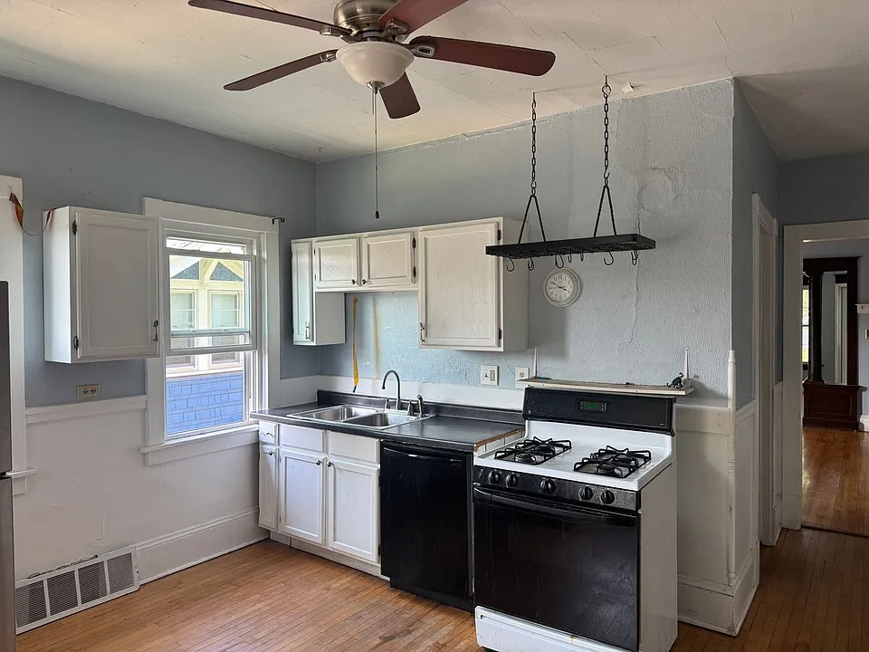 3069-3071 S Wentworth Ave