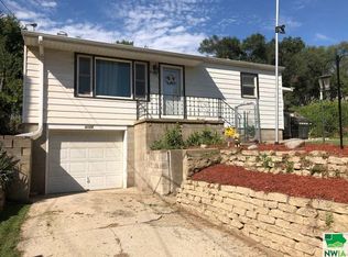 3125 Edmunds Ave, Sioux City, IA 51103