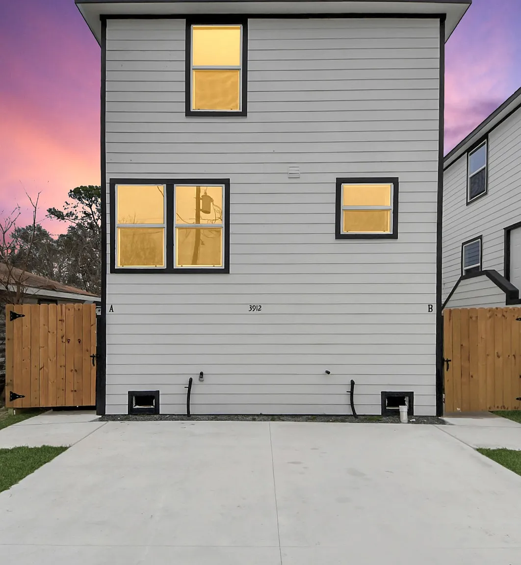 3 bed, 1150 sqft, $1,775 — Photo 1