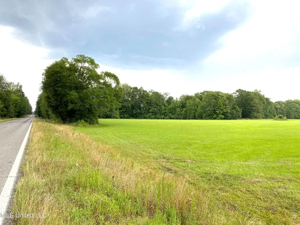 Highway 43, Kosciusko, MS 39090