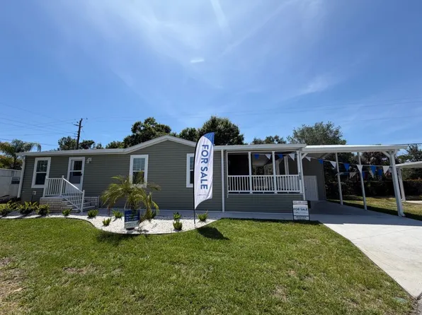 160 4th St W, Nokomis, FL 34275
