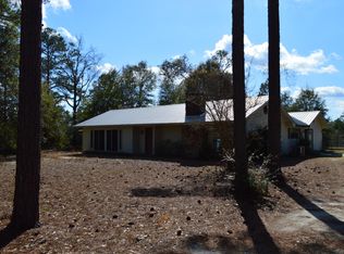 646 Millard Gainey Rd, Defuniak Springs, FL 32435