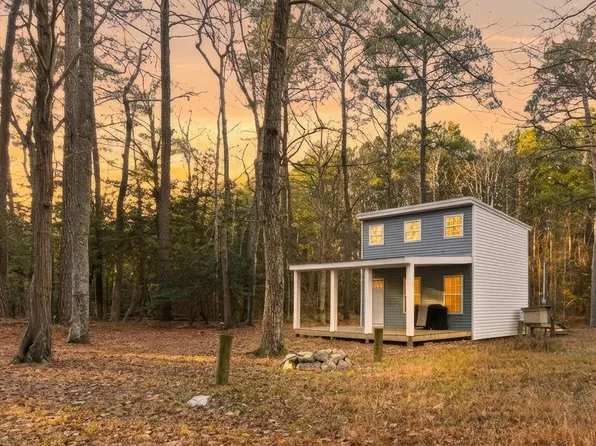 257 Chesapeake Beach Rd, Reedville, VA 22539