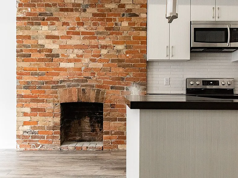 219 Jarvis St #5 — Photo 4