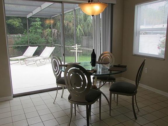 4th image of 1407 Canterbury Dr