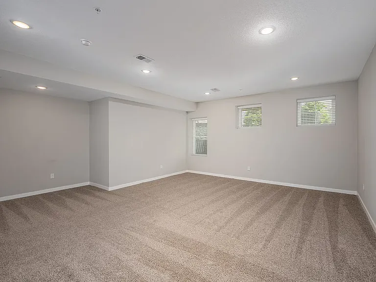 Greenwood Townhomes — Photo 23