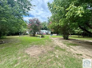 341 Davis Dr, Ringgold, VA 24586