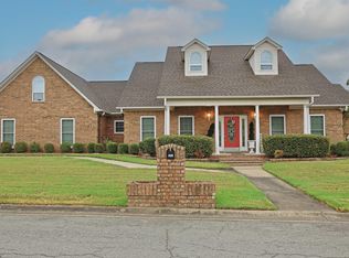 203 Fawn Cv, White Hall, AR 71602