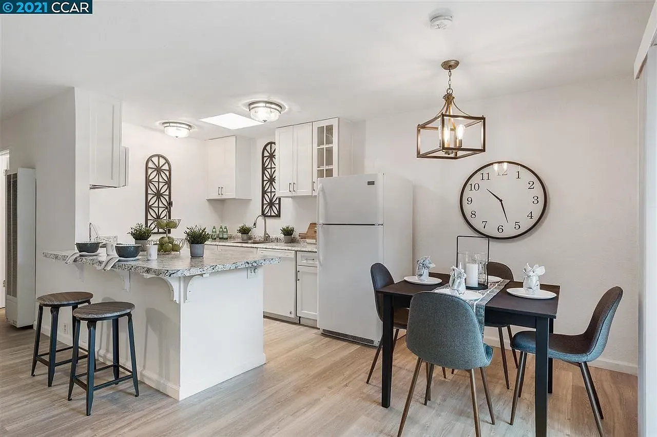 2 bed, 816 sqft, $2,750 — Photo 4