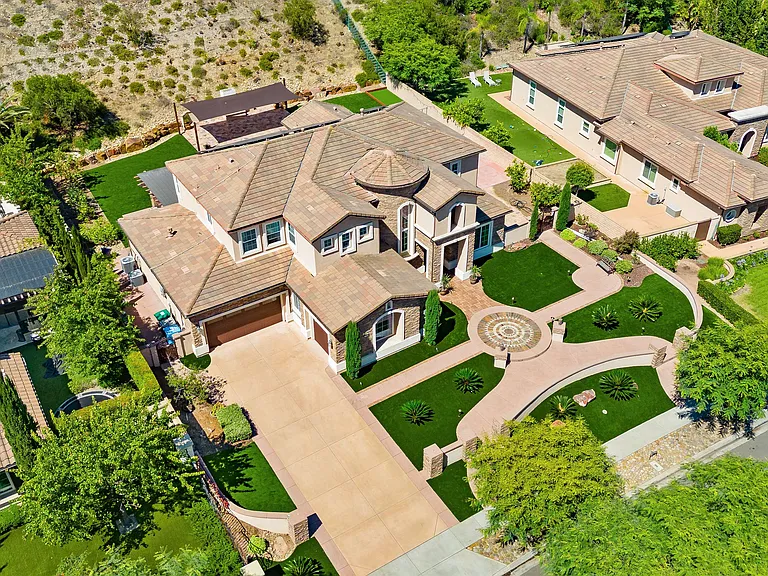 11638 Big Canyon Ln — Photo 3