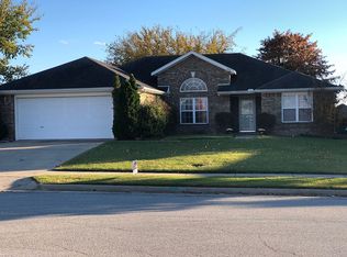 2601 SW 20th St, Bentonville, AR 72712