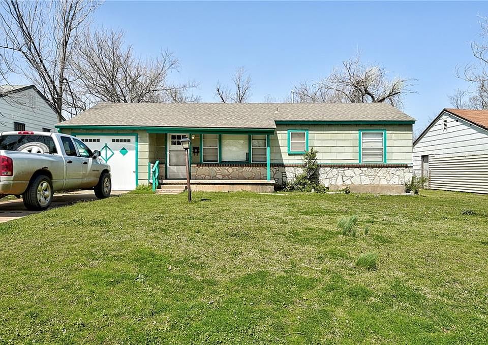 1st image of 3813 SE 25th St