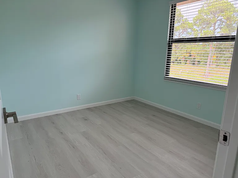 118 Sherwood Cir #8B — Photo 13
