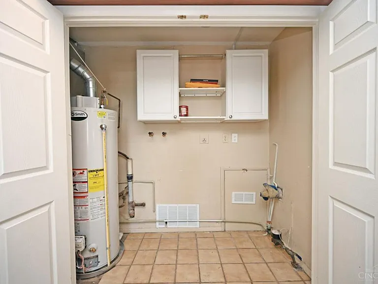 Supply Closet (Washer / Dryer included - no basement)
