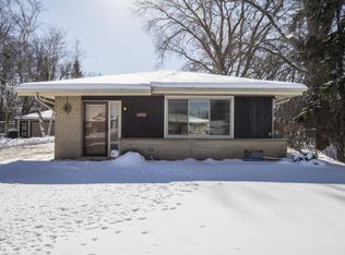 6231 W Cold Spring Rd, Greenfield, WI 53220
