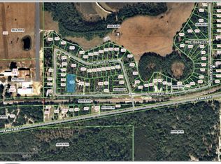 218 Denver Dr, Interlachen, FL 32148