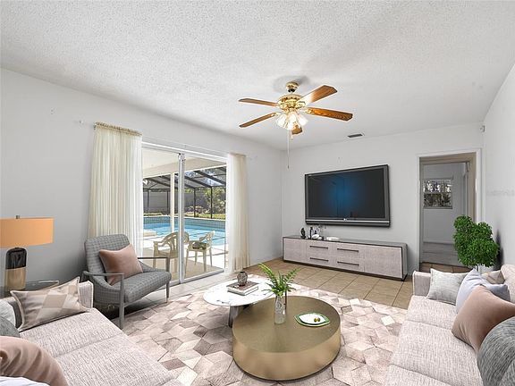 4th image of 605 Limona Rd