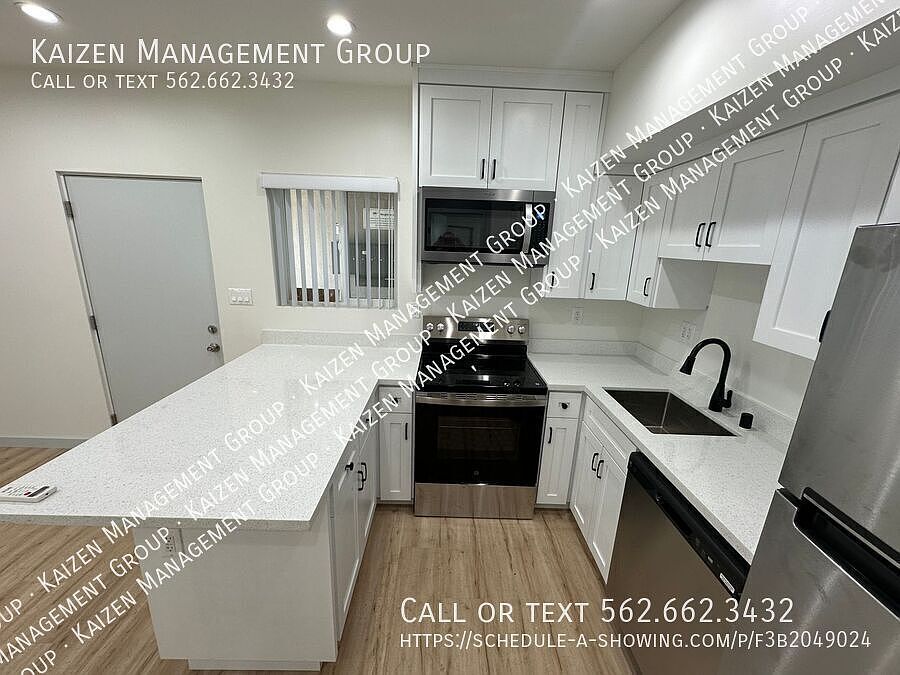 1st image of 11893 Truro Ave #12