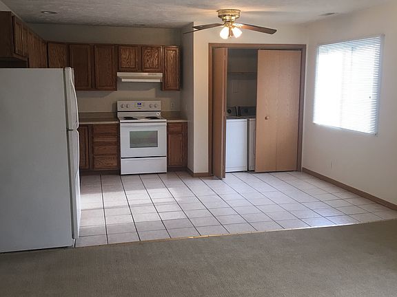 3rd image of 1115 S 1st St