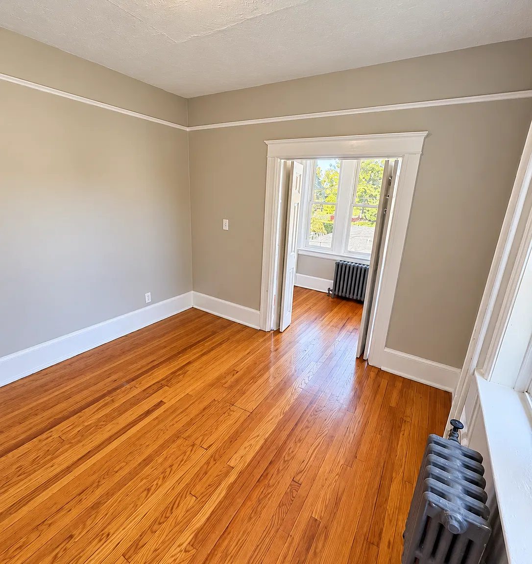 24 Barclay St — Photo 4
