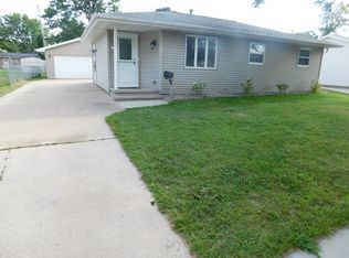1757 Lombard Ave, Oshkosh, WI 54902