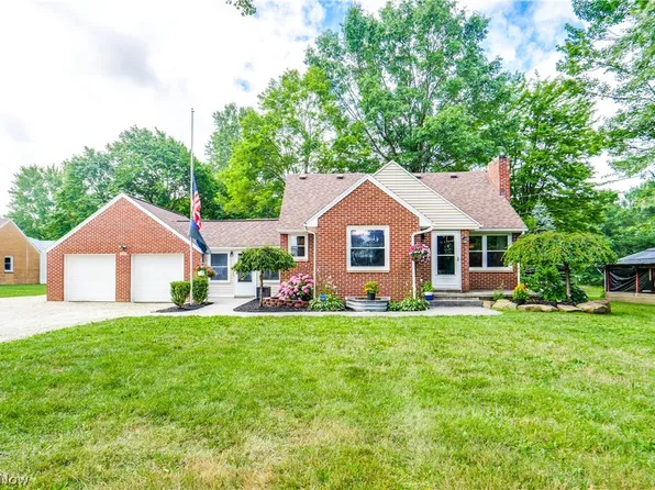 1542 Tallmadge Rd, Kent, OH 44240