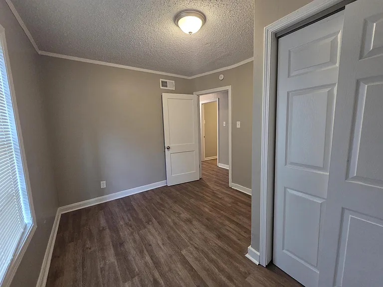 3487 Heckle Ave — Photo 18