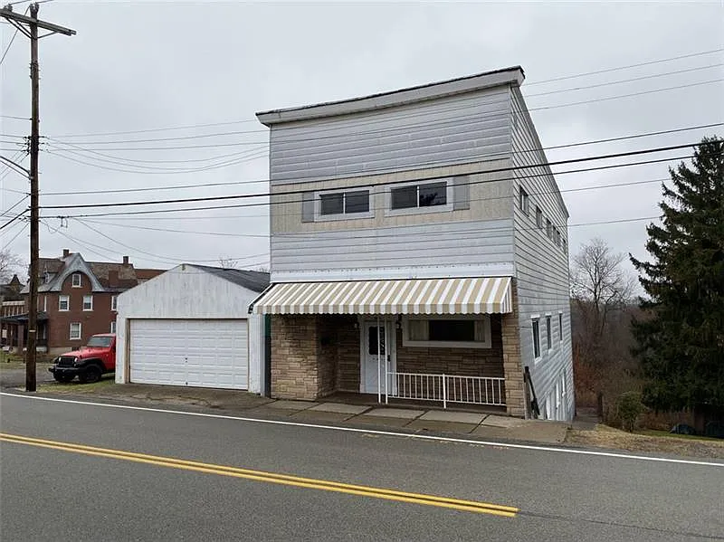 3590 Mount Troy Rd photo 1