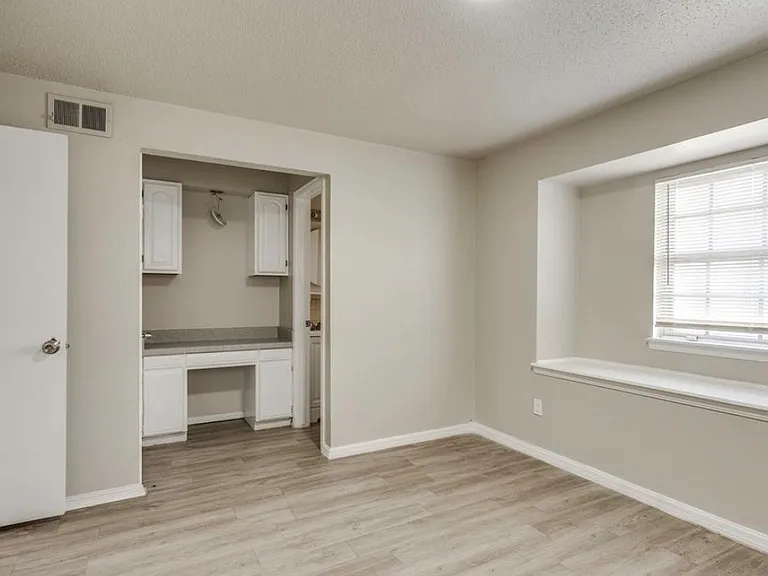 2908 SW 62nd St — Photo 26