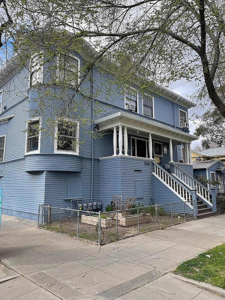 Building Photo - 530 15th St #530