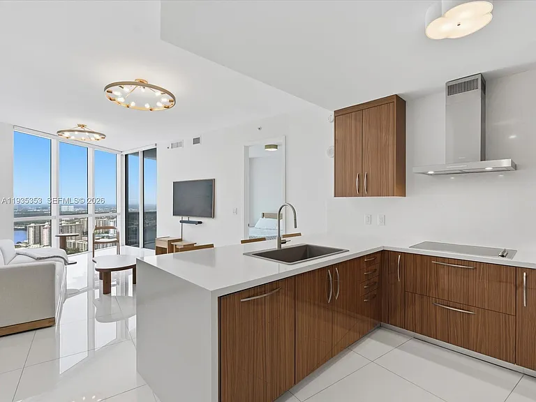 18201 Collins Ave #5508 — Photo 1