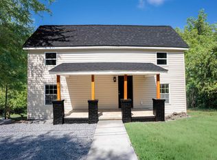 70 Clippard St, Enoree, SC 29335