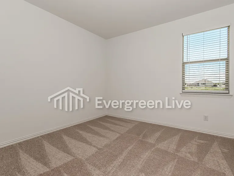 210 Jenkinson Dr — Photo 7