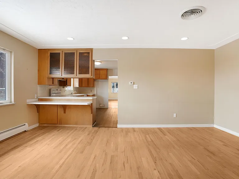 2480 Wolff St — Photo 5