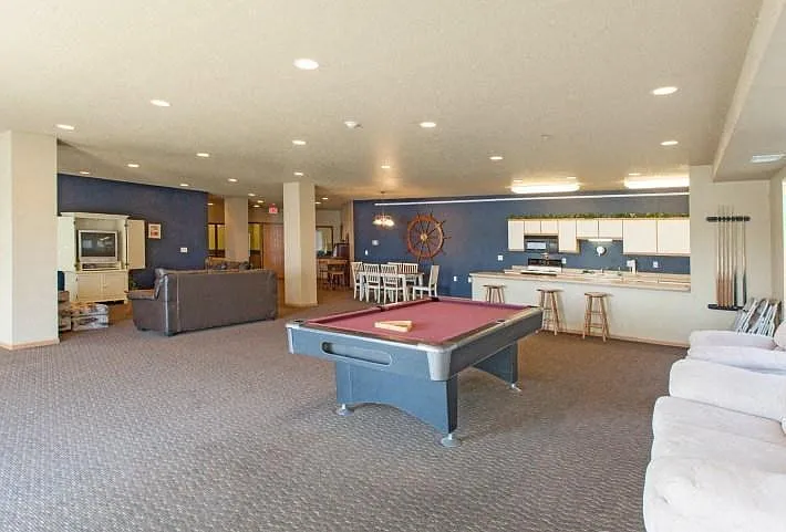 West Fargo, ND West Lake Apartments | Community Room