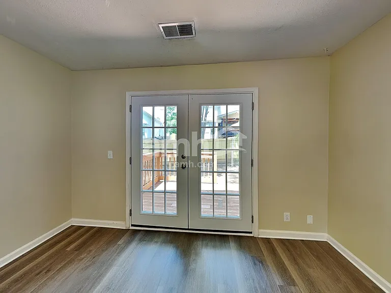 5711 Briarwick Ct — Photo 5