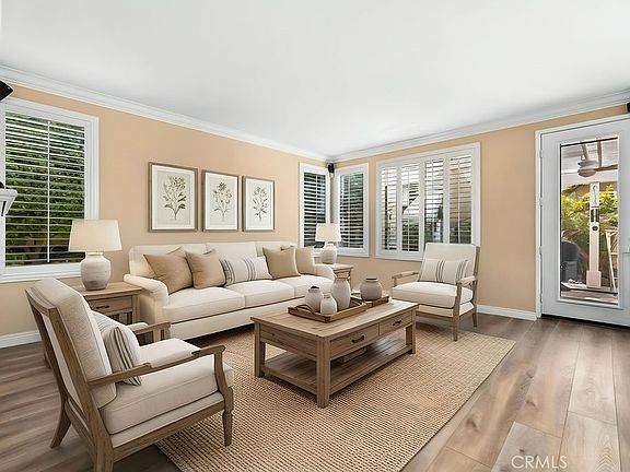 5th image of 38 Tessera Ave