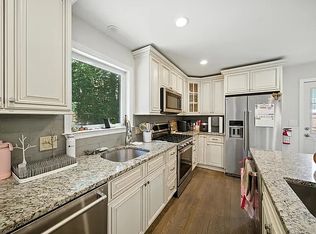 972 E Lawn Dr, Teaneck, NJ 07666