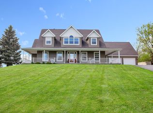 W7500 Shady Ln, Plymouth, WI 53073