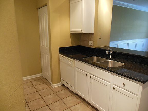5th image of 4207 S Dale Mabry Hwy Unit 5106