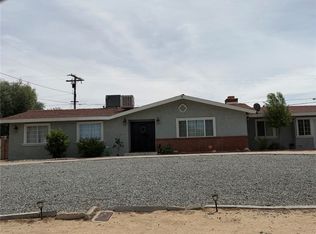 14191 Tehachapi Rd, Apple Valley, CA 92307