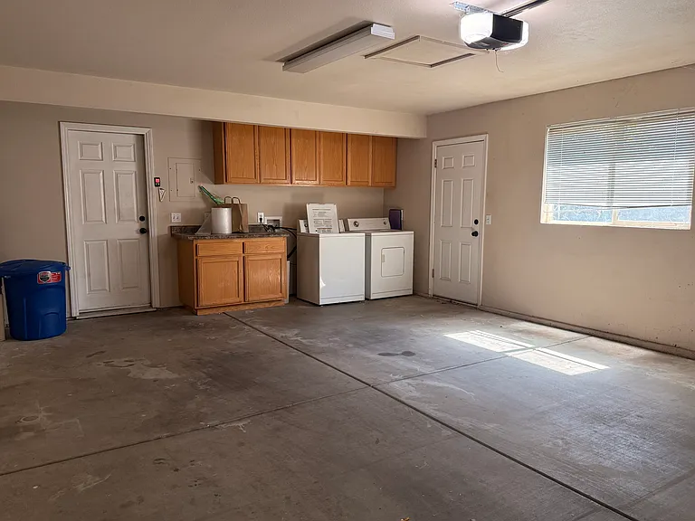 380 E 9th Ave #1 — Photo 15