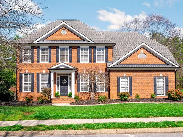 1946 Turnberry Cir, Hixson, TN 37343